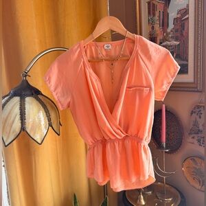 3/$25 Vintage Wilfred Peach Faux Wrap Blouse Size Small - True to Size